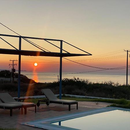 Cristelia Seafront & Pool Villa Lacónia Exterior foto