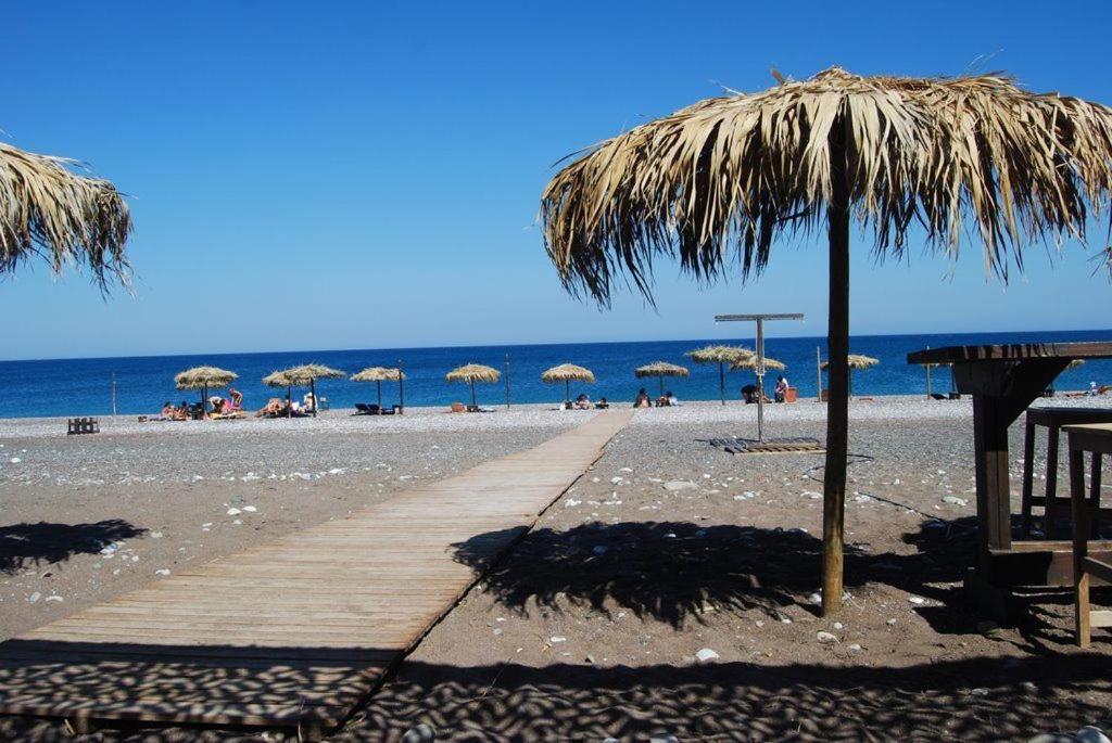 Cristelia Seafront & Pool Villa Lacónia Exterior foto