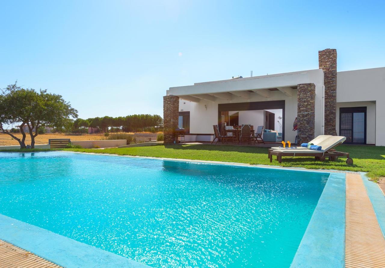 Cristelia Seafront & Pool Villa Lacónia Exterior foto