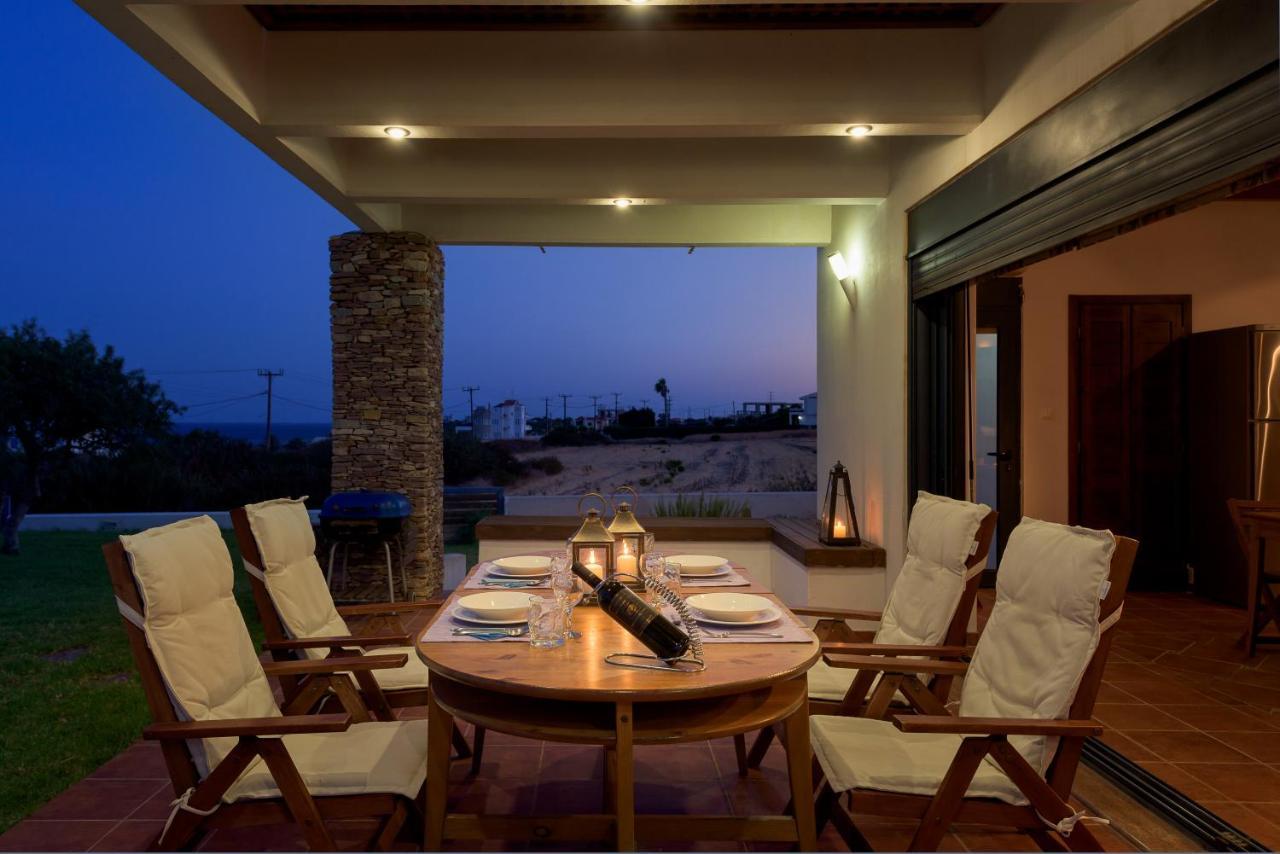 Cristelia Seafront & Pool Villa Lacónia Exterior foto