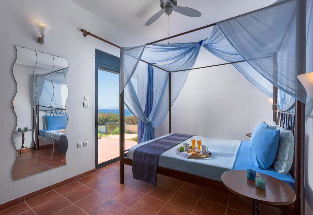 Cristelia Seafront & Pool Villa Lacónia Exterior foto